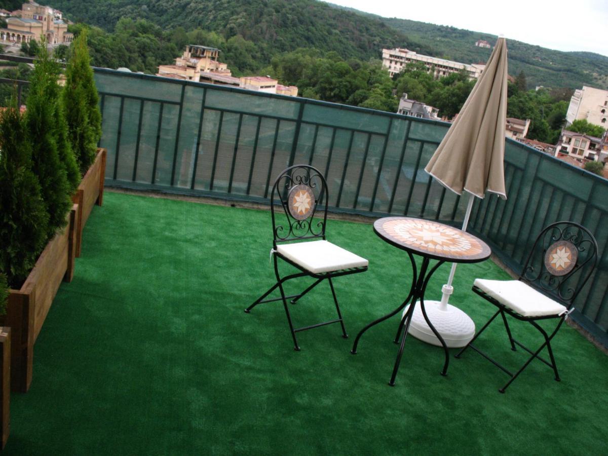 Appartement Leon Rent Studio 8 à Veliko Tarnovo Extérieur photo