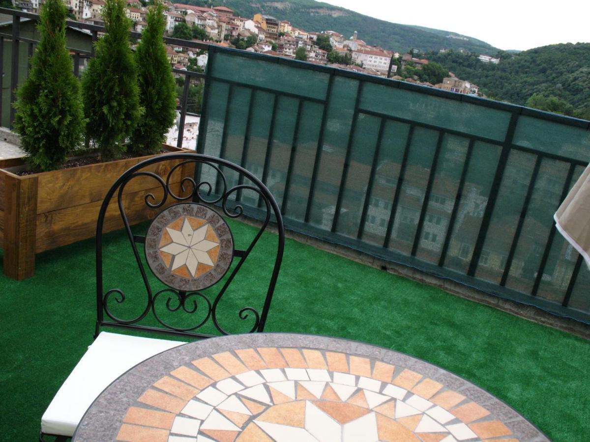 Appartement Leon Rent Studio 8 à Veliko Tarnovo Extérieur photo