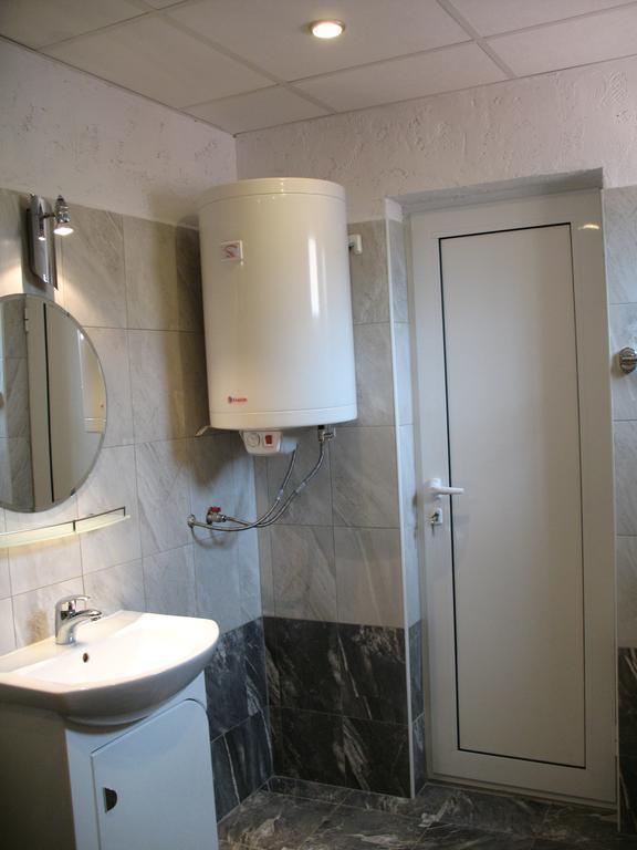 Appartement Leon Rent Studio 8 à Veliko Tarnovo Extérieur photo