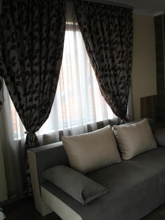 Appartement Leon Rent Studio 8 à Veliko Tarnovo Extérieur photo