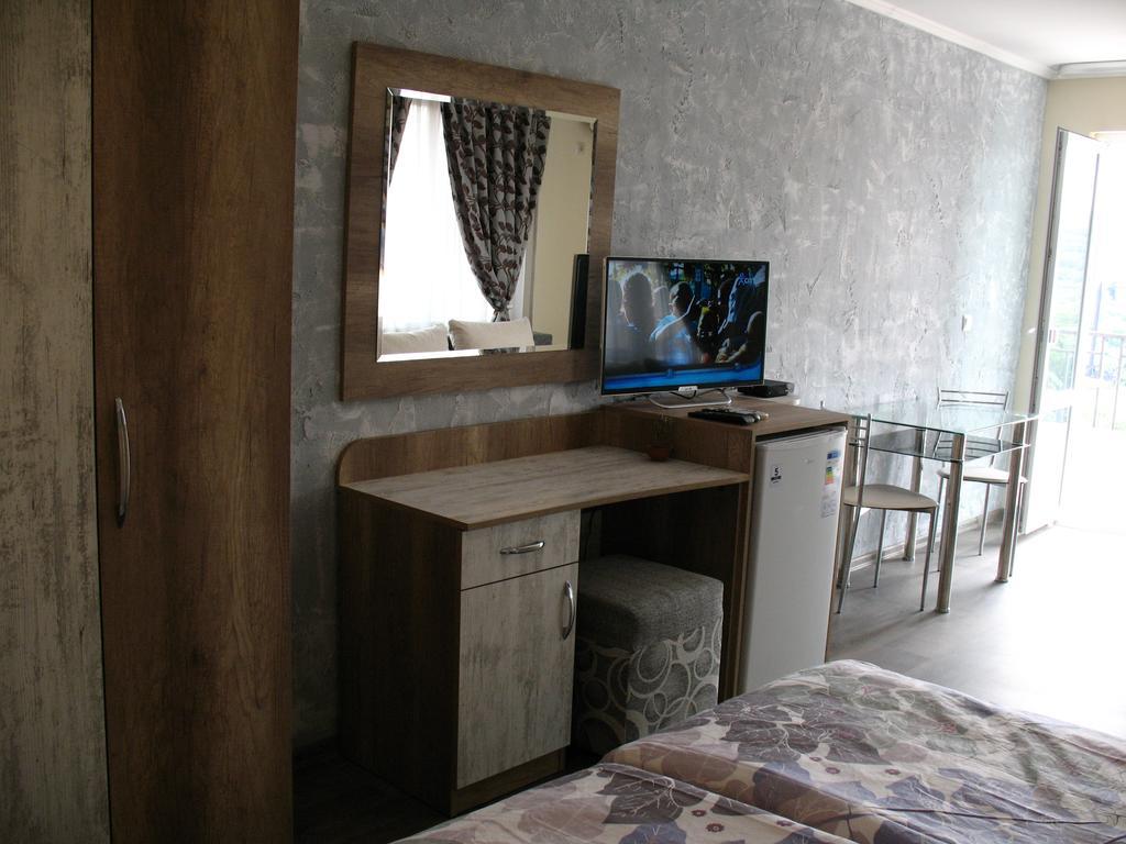 Appartement Leon Rent Studio 8 à Veliko Tarnovo Extérieur photo